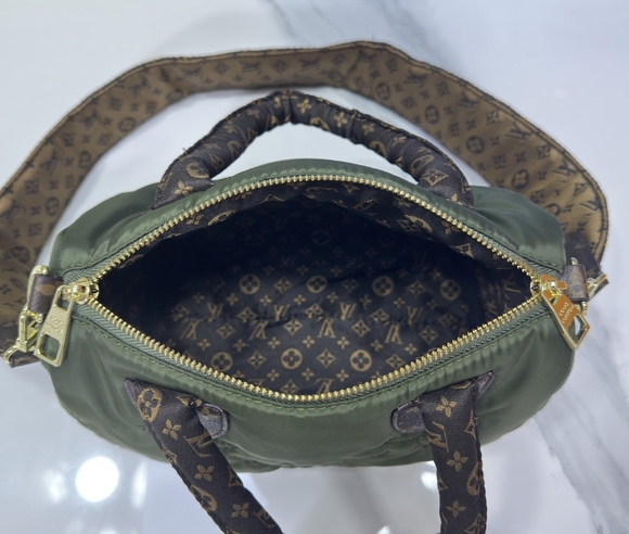 <AUTHENTIC>Louis Vuitton bag - Picture 2 of 9